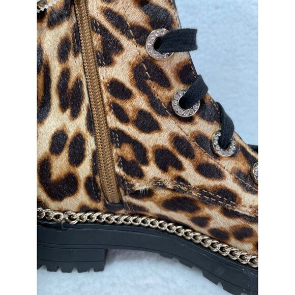Gianni Bini Lyone size 6 Leopard Print  Calf Hair  Chain  Side Zip Combat Boot - Picture 7 of 10